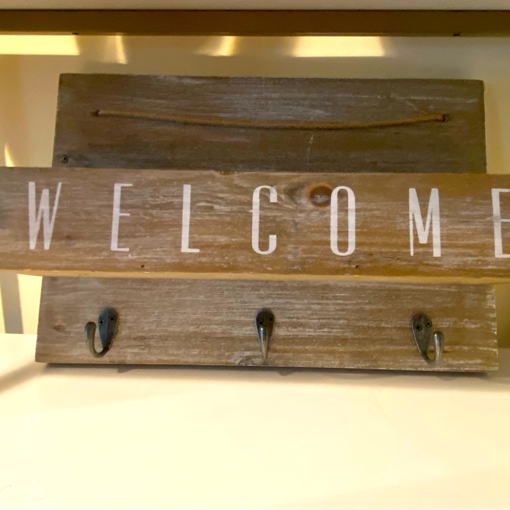 Rustic Brown Welcome Wall Decor